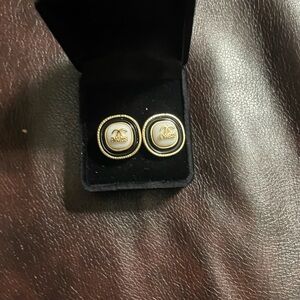 Cream and Black Women pierced earrings NEW